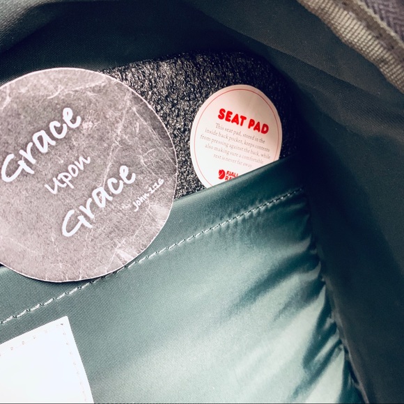 🎀SOLD🎀 FJALLRAVEN KANKEN Big Backpack (20L) - Picture 5 of 8